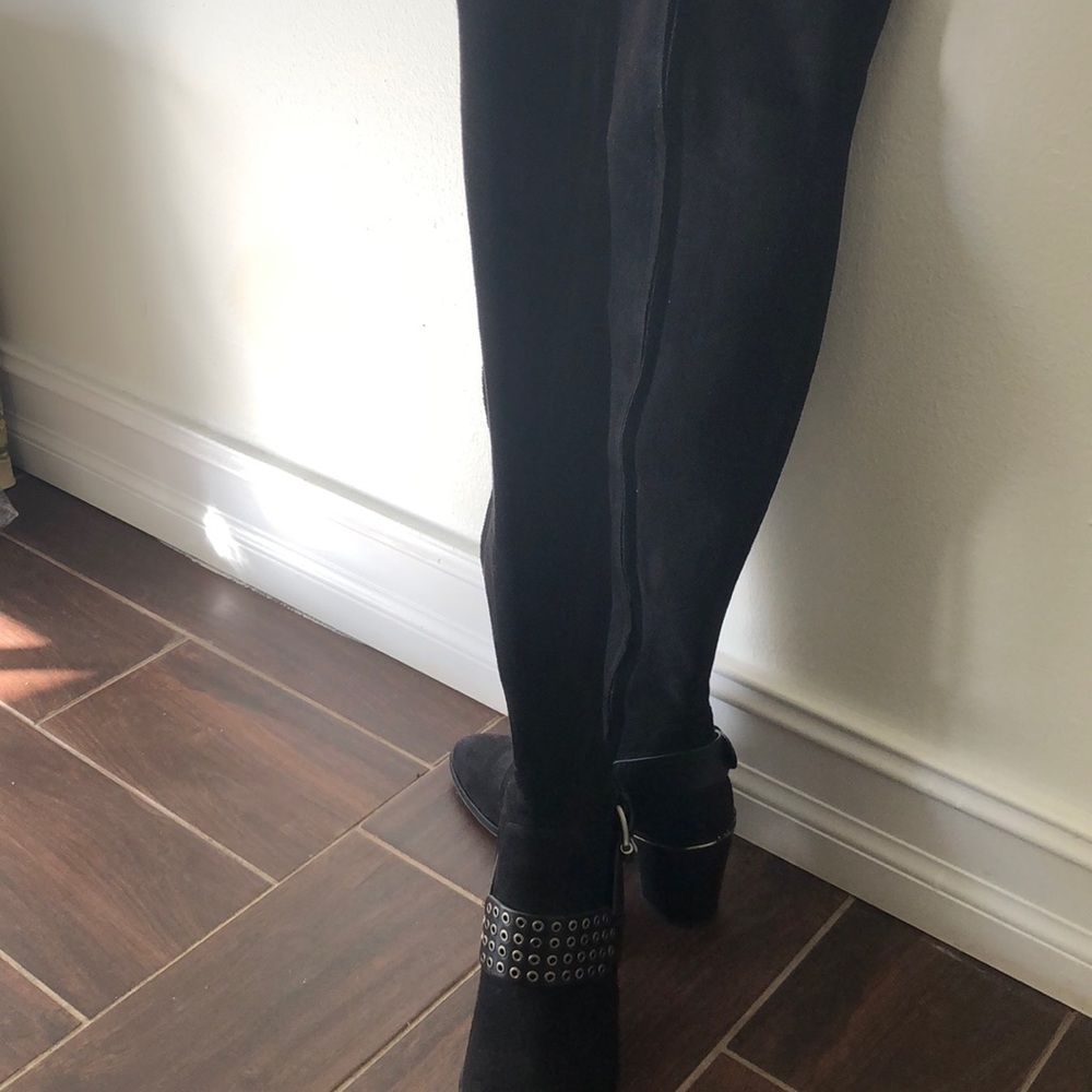Michael Kors black Brody Suede Boots with box. - Picture 7 of 11